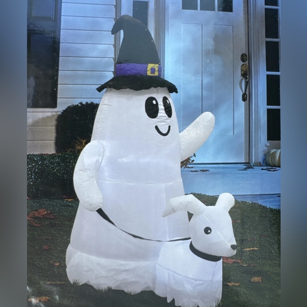 Halloween Outdoor Yard Inflatable 5ft Ghost Waving Walking Dog Spooky Witch Hat